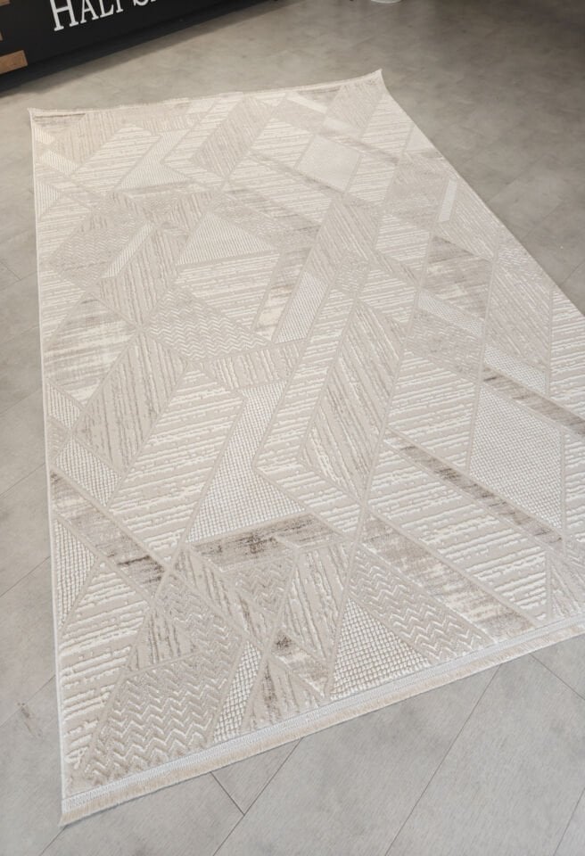 Gümüşsü Krem Vizon Modern Geometrik Desenli Pamuk Taban Halı - GM1600